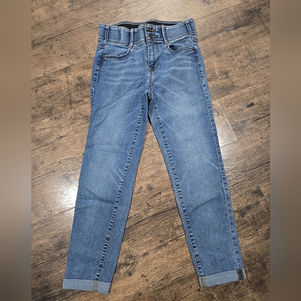 Apt 9 womens jeans sz 6
